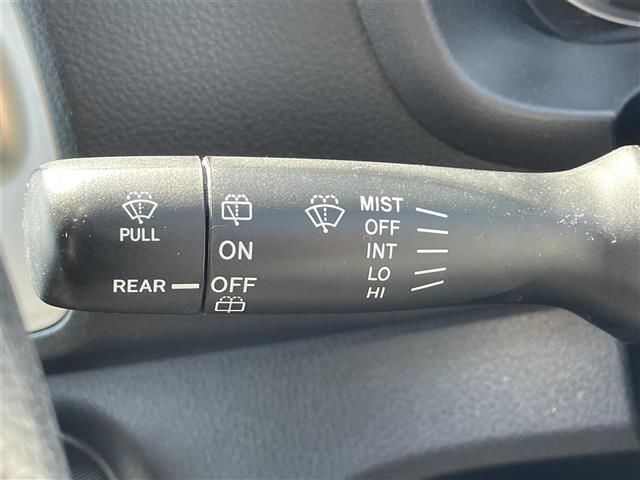 2015 TOYOTA VITZ